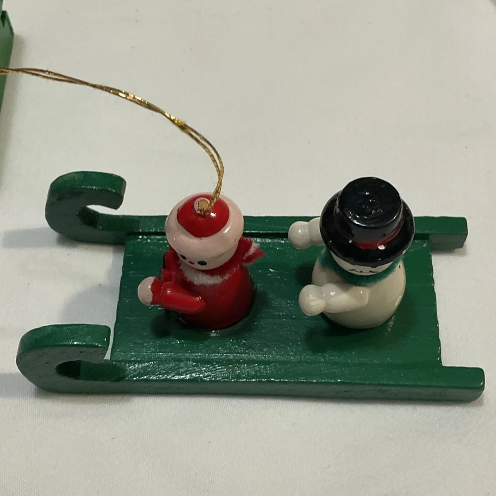 Wooden Christmas Kids Toy Set - Green and Red Holiday Figures